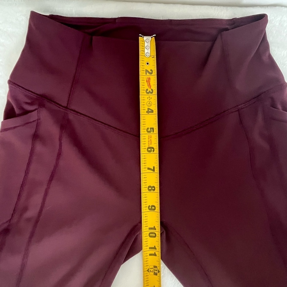 Lululemon Purple Burgundy Cropped Side Pockets Luxtreme Leggings Womens 6 - Picture 8 of 9